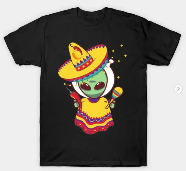 Alien Mexican Poncho Cinco De Mayo Alien Sombrero Fiesta Costume T-Shirt